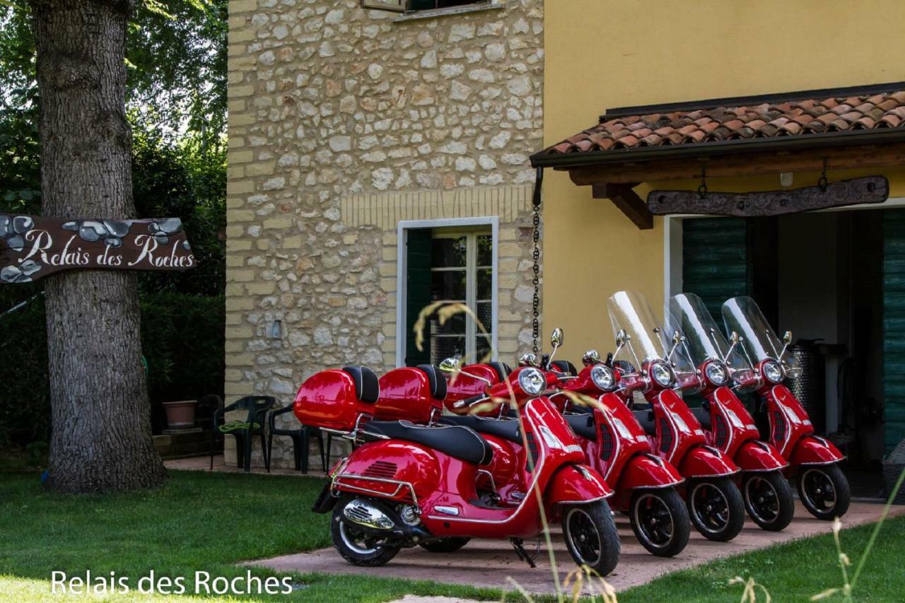 Relais Des Roches Acomodação com café da manhã Sona Exterior foto